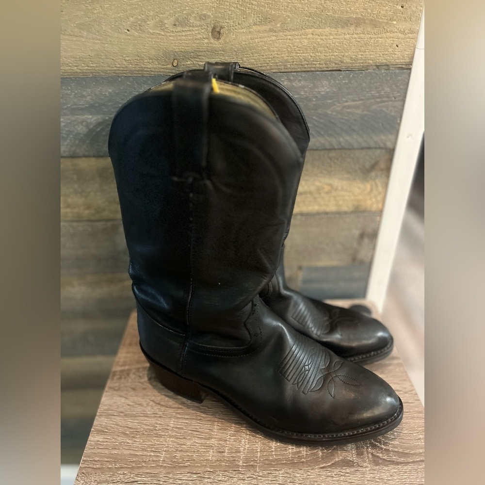Durango Black Western Heeled Cowboy Boots - Picture 9 of 14